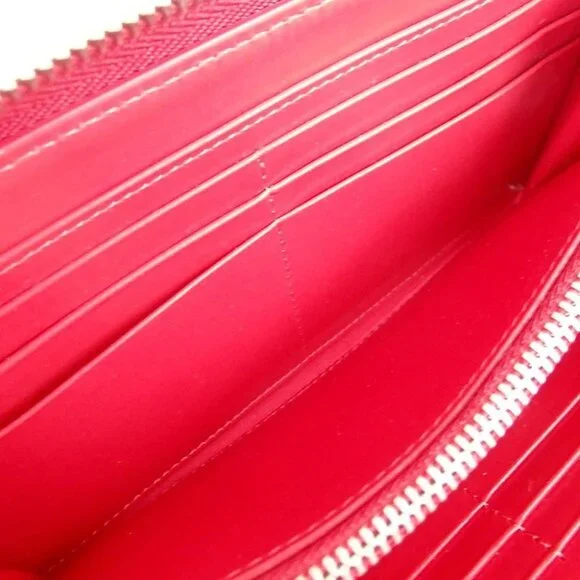 Authentic Christian Louboutin PANETTONE PARIS LOVE Zip Around purse PVC [Used] - Picture 15 of 16